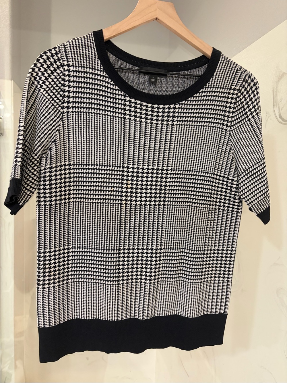 Ann Taylor Houndstooth Short Sleeve Knit Sweater
